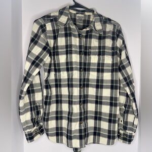 Carhartt women’s button down shirt size 4/6